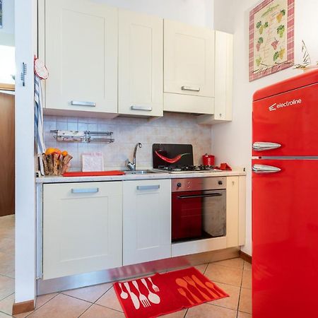 Parma Historic Center Apartment 7Min From Duomo Екстер'єр фото