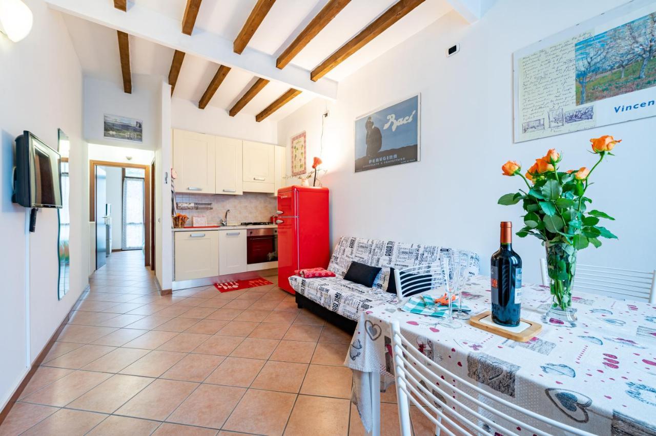 Parma Historic Center Apartment 7Min From Duomo Екстер'єр фото