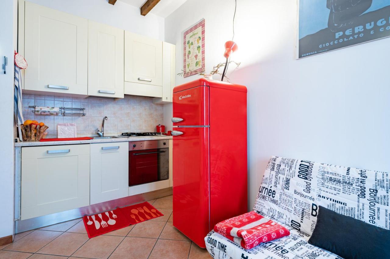 Parma Historic Center Apartment 7Min From Duomo Екстер'єр фото
