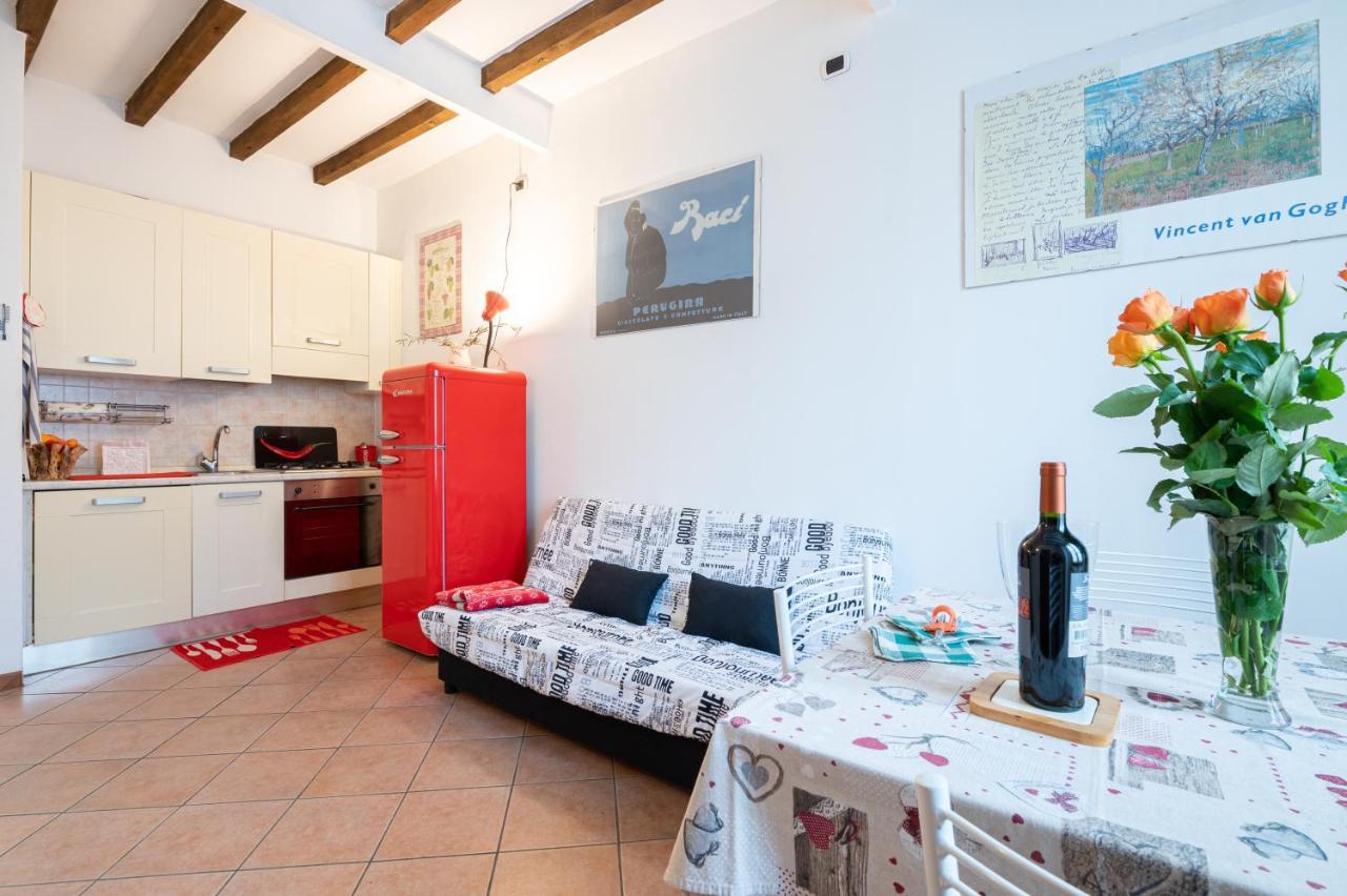 Parma Historic Center Apartment 7Min From Duomo Екстер'єр фото