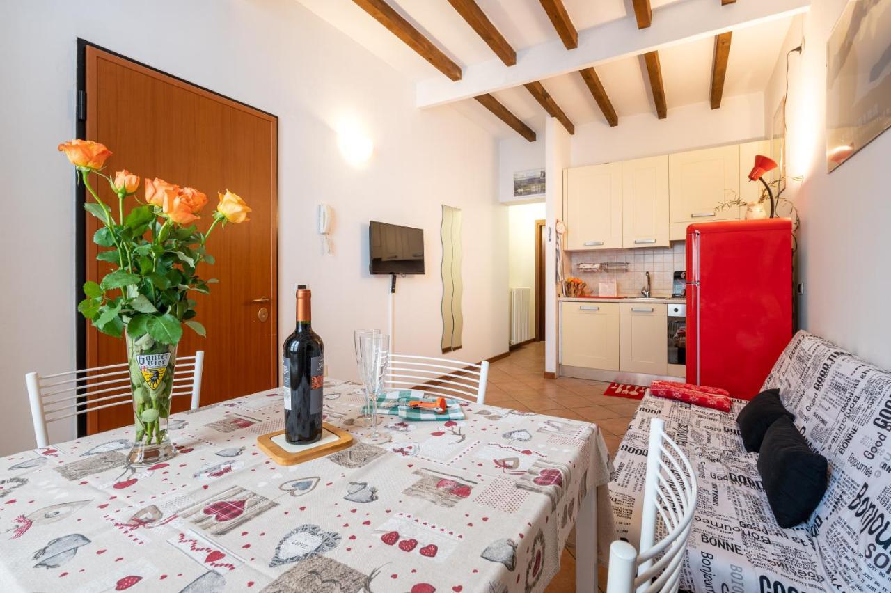 Parma Historic Center Apartment 7Min From Duomo Екстер'єр фото